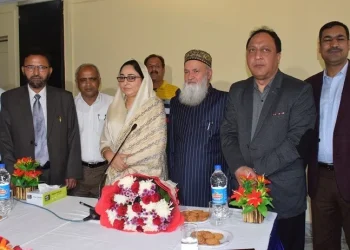 Pay Rent Or Vacate Shops: Waqf Board Chairperson To Shopkeepers