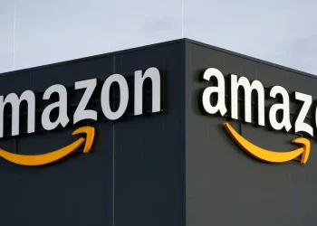 Amazon Begins Mass Layoffs Among Its Corporate Workforce