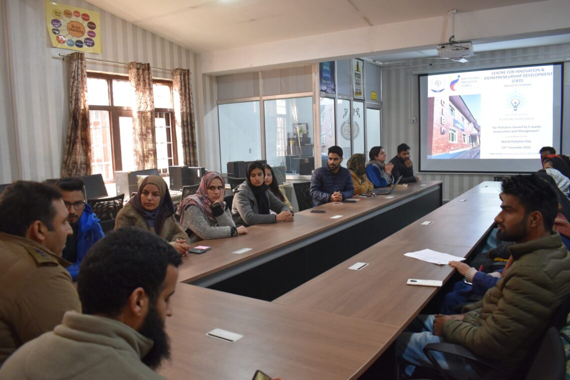 IUST organized workshop on air pollution caused by e-waste