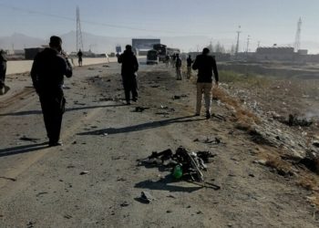 Three killed as suicide bomb blast hits Pakistan police vehicle