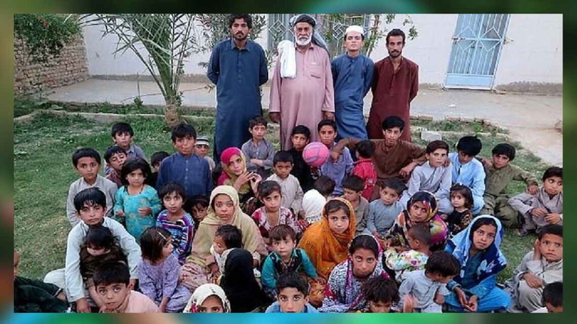 Pakistan Man Who Has Six Wives and 54 Children Dies of Heart Attack