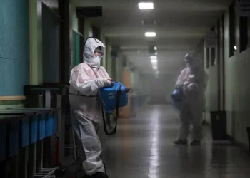 Covid Wave In China Triggers Widespread Drugs Shortage