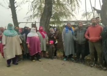 Damaged power transformer not being lifted in Srinagar locality, Locals protest