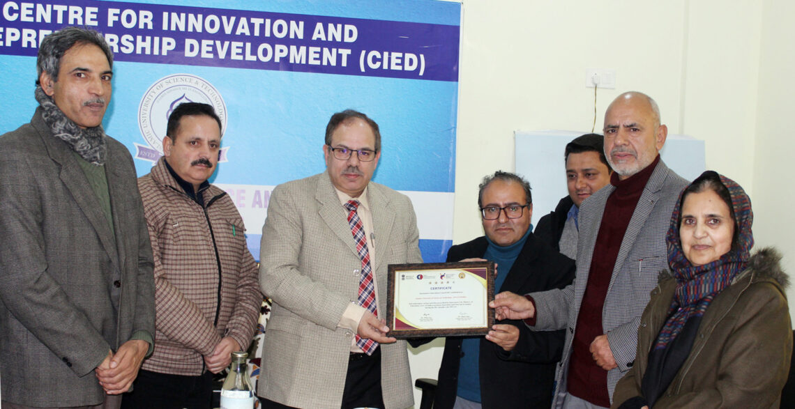 IUST Gets 3.5 Star Rating From MoE For Innovation Ecosystem