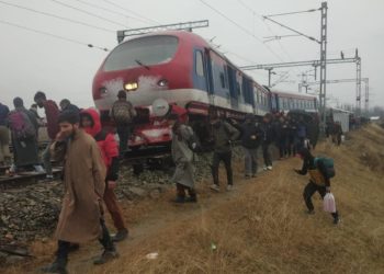 Train Derails In Budgam, Services Stopped Between Budgam-Baramulla