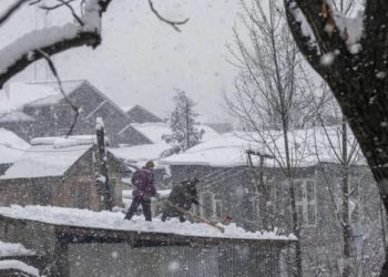 Snow Shoveling Can Cause Heart Attacks: Study
