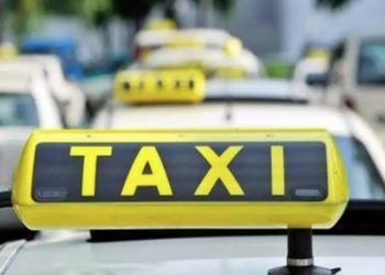 RTO Kashmir Warns Against Hiring Private Vehicles As Taxi 