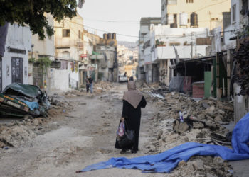 Israel Launches Air Strikes On Gaza As Troops Withdraw From West Bank