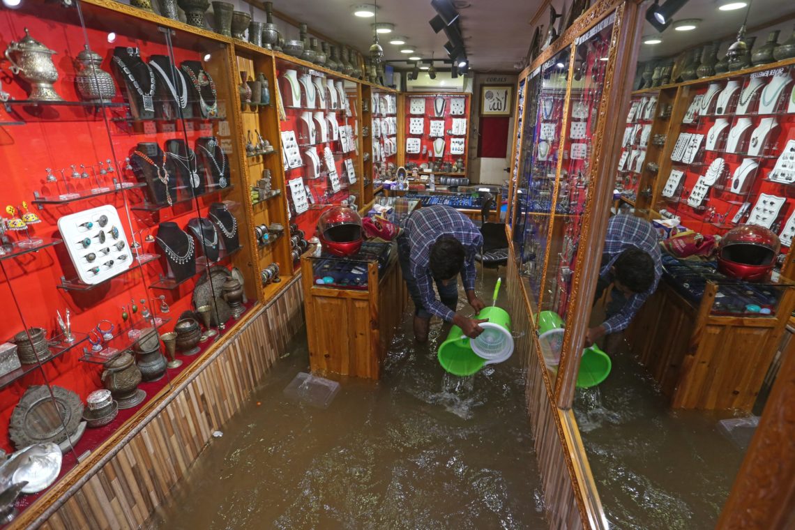 ‘Not So Smart’: Nearly Half A Dozen Shops Inundated At Srinagar’s Polo View Market