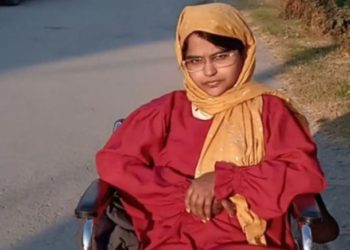 Wheelchair-Bound Woman In SMHS Hospital Transforms Adversity Into Artistic Mastery 