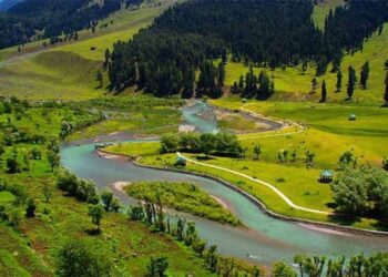 Tourist From West Bengal Drowns While Taking Photos In Pahalgam’s Betab Valley