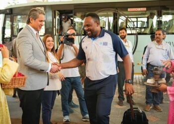 International Cricketers Arrive In Srinagar For Legends League Cricket