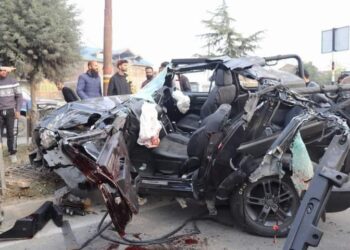 2 Dead, 1 Critical As Thar Overturns In Srinagar’s Tengpora
