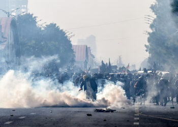 Pakistan Govt’s Midnight Crackdown Ends Protest By Imran Khan’s Party In Islamabad