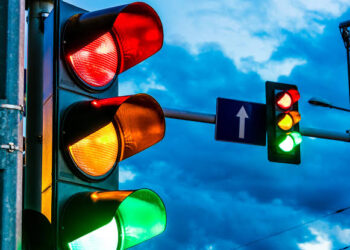 Defunct Traffic Lights Irk Commuters In Srinagar