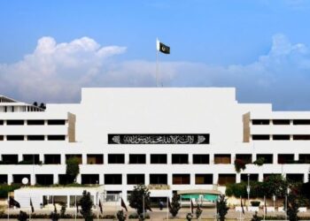 Pakistan Parliament Passes Resolution Urging India to Hold Plebiscite in Kashmir