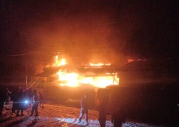 Eight Shops, House Damaged In North Kashmir’s Bandipora Blaze