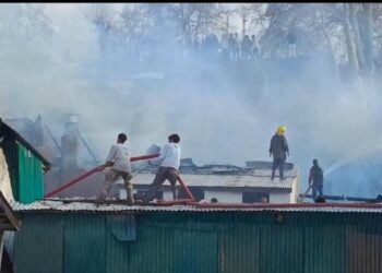 Massive Fire Destroys 20 Houses in South Kashmir’s Anantnag
