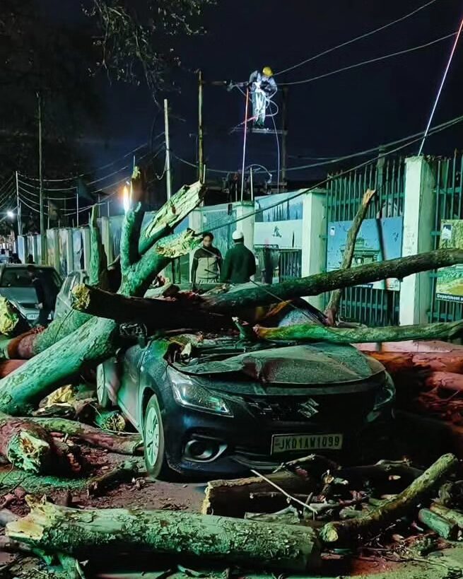Stormy Winds Wreak Havoc in Kashmir; Power Outages, Property Damaged