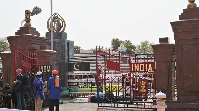 60 Pakistani Women, Children Living In J&K Deported