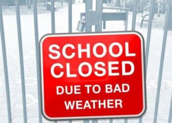 Kashmir Schools to Remain Closed Tomorrow Due to Inclement Weather