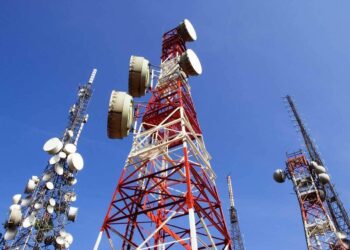 Srinagar Residents Slam Jio Over Network Woes, Demand Immediate Action