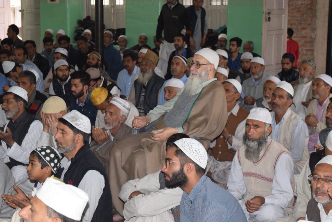 Renowed Islamic Scholar Maulana Mubarak Mubarki Passes Away 