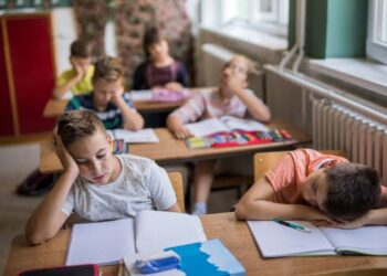 Early School Timings, Dual Mode Classes Raise Concerns Over Children’s Mental Health