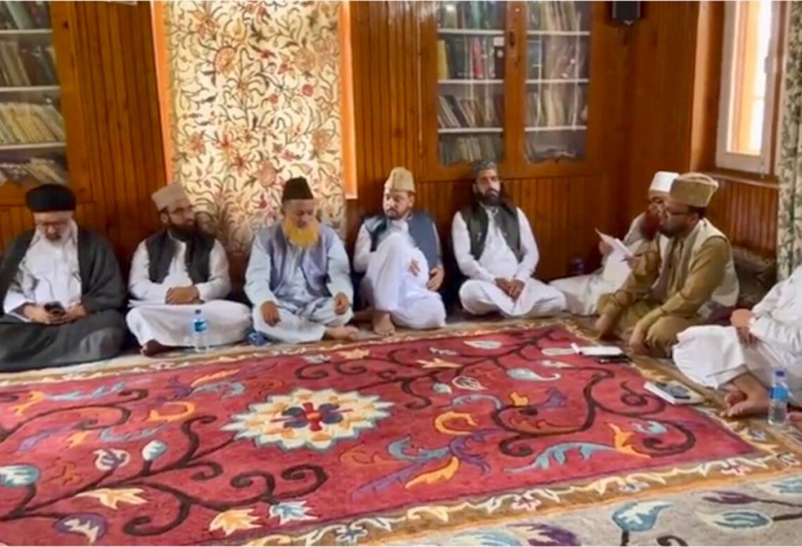 Respect, Honour of Sahaba (RA) and Ahl al-Bayt (AS) Integral to Faith: MMU