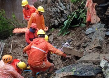 7 Kashmiris Feared Dead After Landslide Hits Himachal’s Kullu