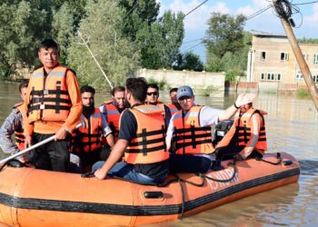 11 Years Wasted, Jhelum Dredging Could Have Prevented Floods: CM Omar