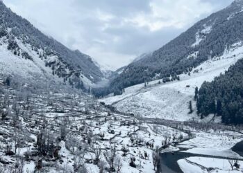 Snowfall In Hills, Rains Lash Kashmir Plains