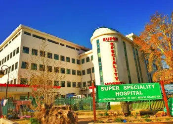Ventilator Shortage Hits Kashmir’s Super Speciality Hospital, Patients Suffer