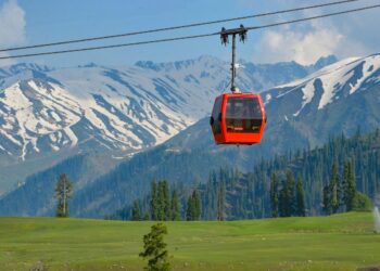 Gulmarg Gondola Reopens After Month-Long Shutdown