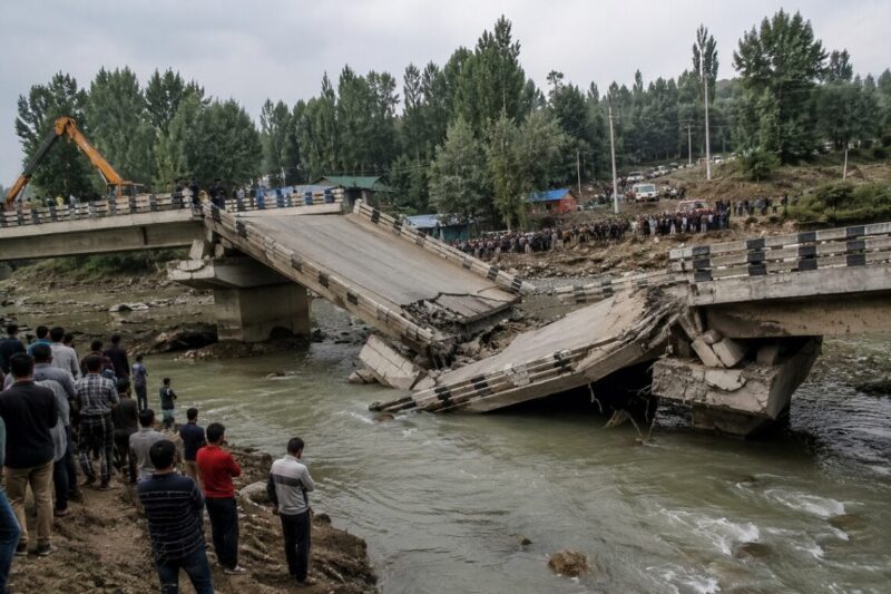 10 Injured As Newly Constructed Bridge Collapses In Baramulla