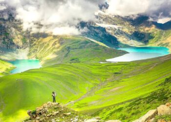 Trekkers Demand Reopening of Great Lakes Routes in Kashmir