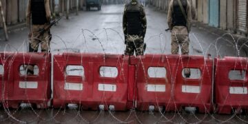 Srinagar Sees Barricading, High Security as Access to Martyrs’ Graveyard Blocked