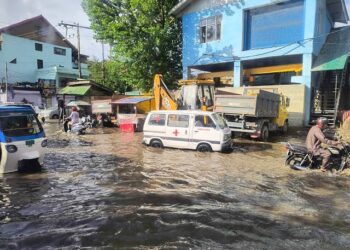 Heavy Rainfall Inundates Parts of Srinagar, Exposes Urban Drainage Woes