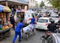 Hospital Entrances in Kashmir Choked by Vendors, Vehicles