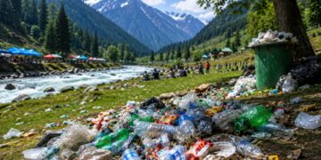 Tourist Boom Leaves Trail of Plastic Waste Across Kashmir’s Offbeat Destinations