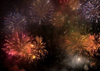 Ban on Firecrackers After 10 PM Imposed in Shopian