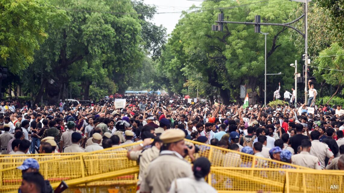 16 Delhi Metro Stations Shut as Student Protest Swells